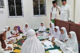 Bupati : Program rumah tahfidz upaya pemerintah ciptakan generasi qurani