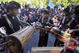 Unjuk Rasa Buruh Bali