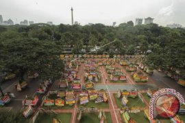 Wisata Bunga Ahok-Djarot Pada Dini Hari