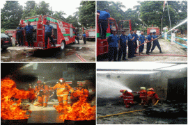 Mereka Memadamkan Kebakaran