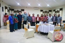 STKIP Sintang Gandeng Malaysia Lestarikan Bahasa Daerah