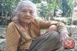 Mbah Ponco aktris Gunung Kidul