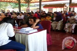 Mandiri Salurkan Bansos Keluarga Harapan Rp346 Juta