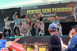 Disbudpar Bojonegoro Uji Coba Tari "Parang Barong"