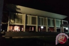 Jenazah Suryo Utomo Disemayamkan di Masjid Salman