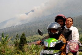 Dua Pendaki Dilaporkan Hilang di Merbabu Ditemukan Selamat 