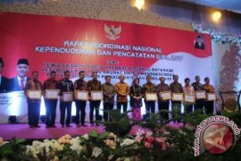 Gorontalo Peringkat Pertama Nasional Perolehan Akta Kelahiran