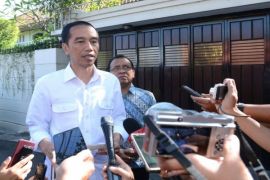 President Jokowi orders police chief to quell terror network