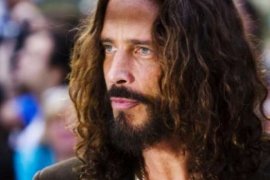 Sejumlah Selebritis Dunia Hadiri Pemakaman Chris Cornell