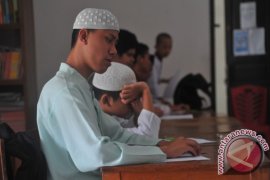 Pesantren Kilat Siswa Tuna Netra Page 2 Small