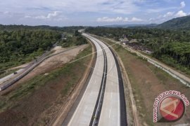 JALAN TOL BAWEN-SALATIGA