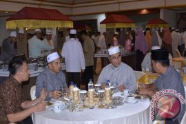Pemkab HSS Gelar Shalat Hajat dan Sahur Bersama