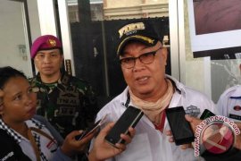36 Armada Dikerahkan Padamkan Api Pasar Butung 