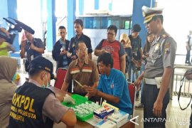 Jelang Arus Mudik, Sopir Bus di Terminal Tirtonadi Dicek Kesehatan 
