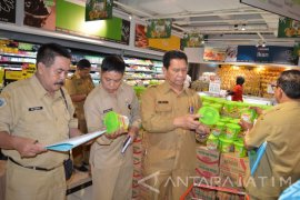 Dinas Kesehatan Gresik Minta Kurma Berjamur Ditarik