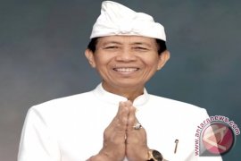 Gubernur Pastika Instruksikan Aparat Desa Data Tempat Strategis