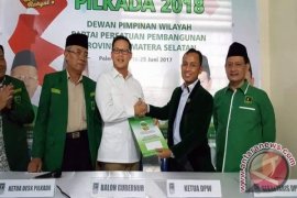 Bupati lahat daftar di PPP calon gubernur
