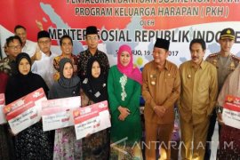 Pemerintah Monitoring Pencairan PKH Tingkat Bawah (Video)