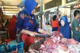Harga daging sapi di Pekalongan masih stabil pasca-Lebaran