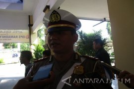 Polisi Terjunkan Tim Urai Atasi Kemacetan Jelang Mudik Lebaran 2017    
