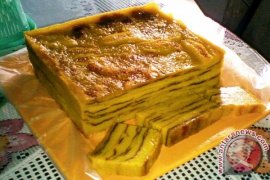 Lebaran 2017 - Kue "delapan jam" menu favorit warga Seberang