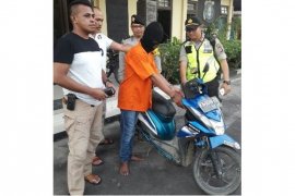 Sakit Hati Dipecat, Sepeda Motor Mantan Majikan Dicuri