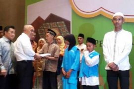 Buka Bersama APP-Sinar Mas Di Pekanbaru Dimeriahkan Penampilan Bimbo