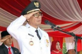 Sukarmis Puji Kinerja Bupati Kuansing Mursini