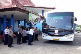 Ratusan Warga Manfaatkan Bus Balik Gratis Sumenep-Surabaya (Video)