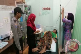 Bripda Zaky Sigap Bantu Warga Melahirkan