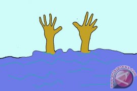 Butuh 20 jam untuk evakuasi sopir pickup tenggelam di Kalimalang