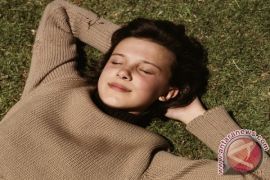 Calvin Klein, Inc. Chief Creative Officer Raf Simons collaborates with The xx for “I Dare You†music video