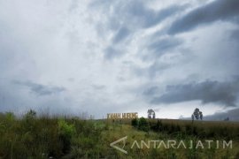 Pengunjung Objek Wisata Kawah Wurung Bondowoso Capai 3.811 Orang