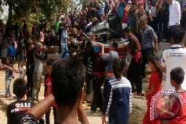 Warga Rambat Kebupaten Bangka Barat Gelar Upacara "Taber Laot"