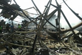 Diduga Korsleting, Ratusan Kios Pasar Trangkil Hangus Terbakar (VIDEO)