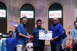 Komunitas Toyota sampaikan donasi ke yayasan pembinaan anak jalanan