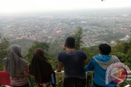 Menikmati pemandangan Kota Lubuklinggau dari ketinggian