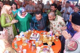 Bupati Tapteng Rayakan Ulang Tahun Walikota Sibolga