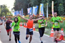 Yuli Koleksi 208 Medali Lari Marathon