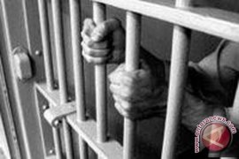 Dua napi Lapas Semarang langsung bebas usai terima amnesti presiden