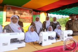 BUMD Apresiasi Ekonomi Kreatif Desa di Sayur Matinggi