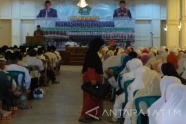 Kemenag Bondowoso Berikan Materi Bimbingan Manasik Terhadap Ratusan Calon Haji