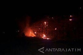 Dua Gudang Tembakau Milik PTPN X Ludes Terbakar