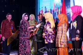 Forikan Jatim Kampanye Makan Ikan untuk Kecerdasan Otak