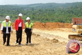 Presiden Tinjau Pembangunan Tol Pekanbaru-Dumai