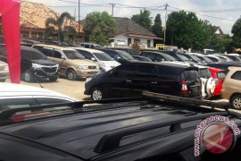 Dishub hentikan uji coba parkir online