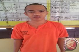 Mahasiswa Demo Tolak "FDS" di Dispendik Surabaya (Video)