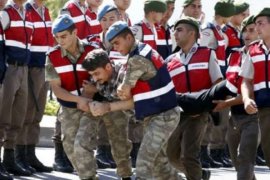 Ribuan Polisi Dan Tentara Turki Dipecat