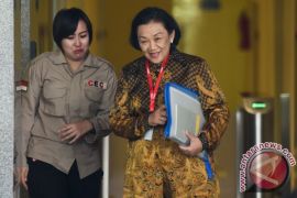 Mantan sekjen Kemendagri tak banyak komentar sesuai diperiksa