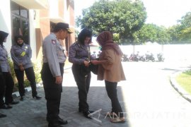 Pengamanan PN Kraksaan Diperketat Saat Sidang Vonis Dimas Kanjeng